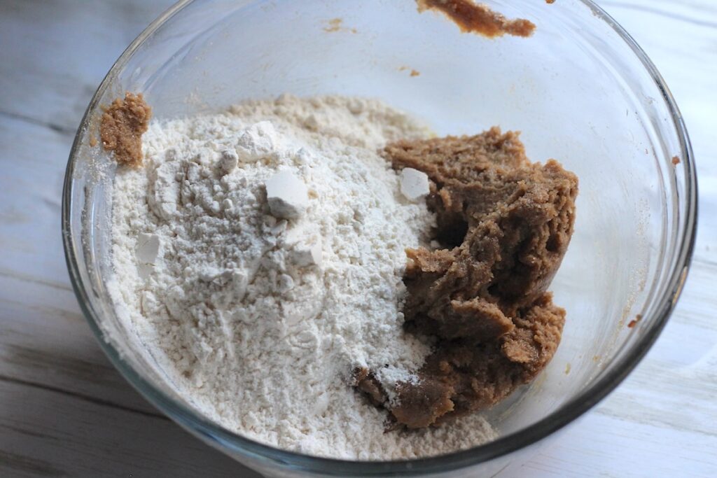 Ingredients for the topping for apple crisp bars