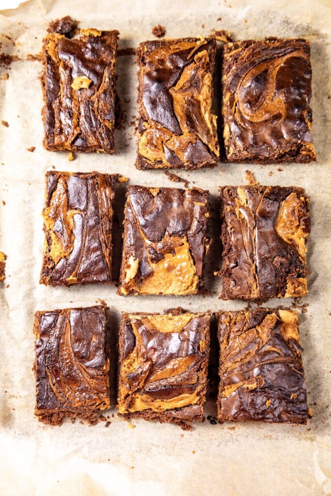 Baked peanut butter brownies