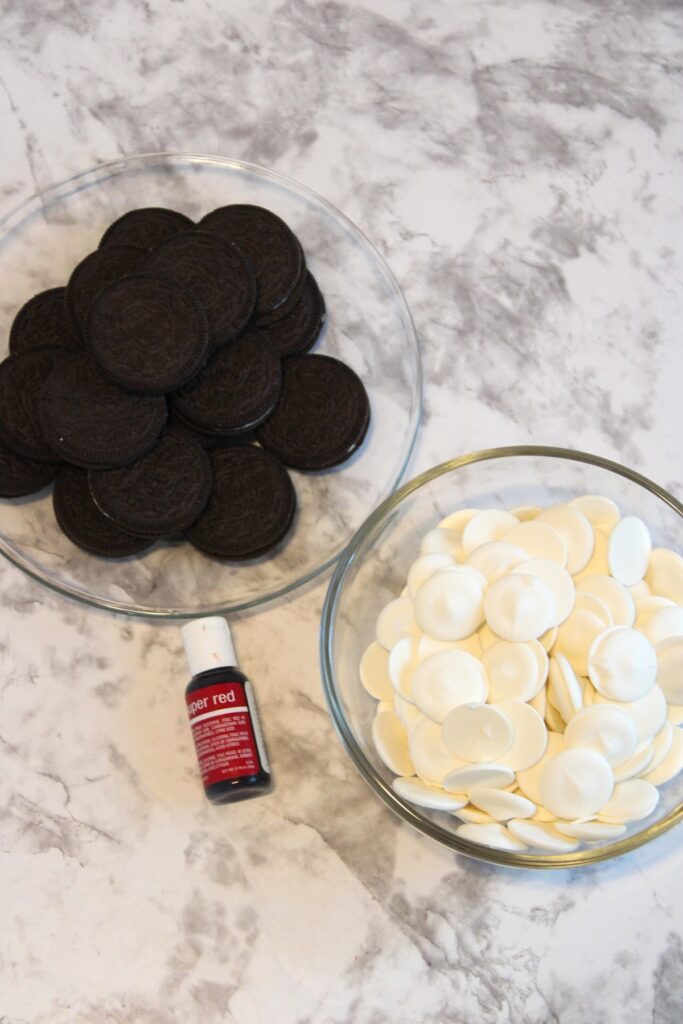 Ingredients for splatter oreos recipe