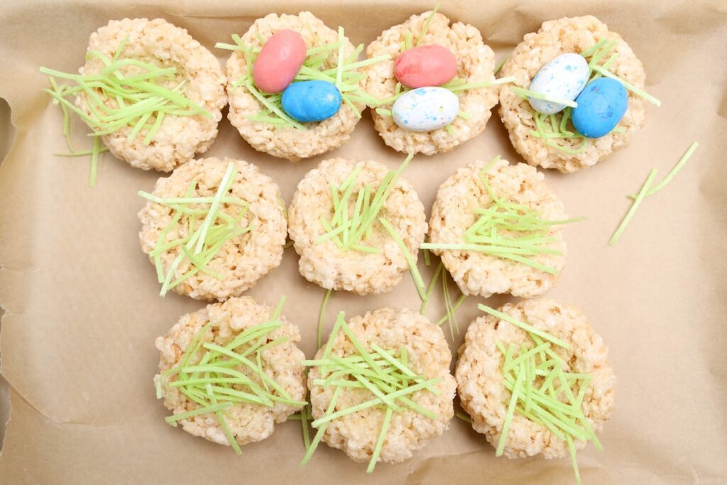 robin eggs nest rice krispie treats