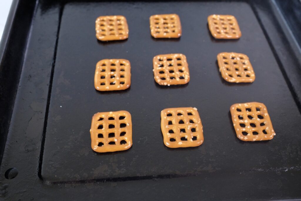 pretzels in a baking sheet